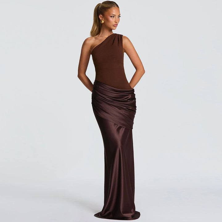 Dame Elegant Maxikjole med asymmetrisk snitt og raffinerte draperinger Skjora