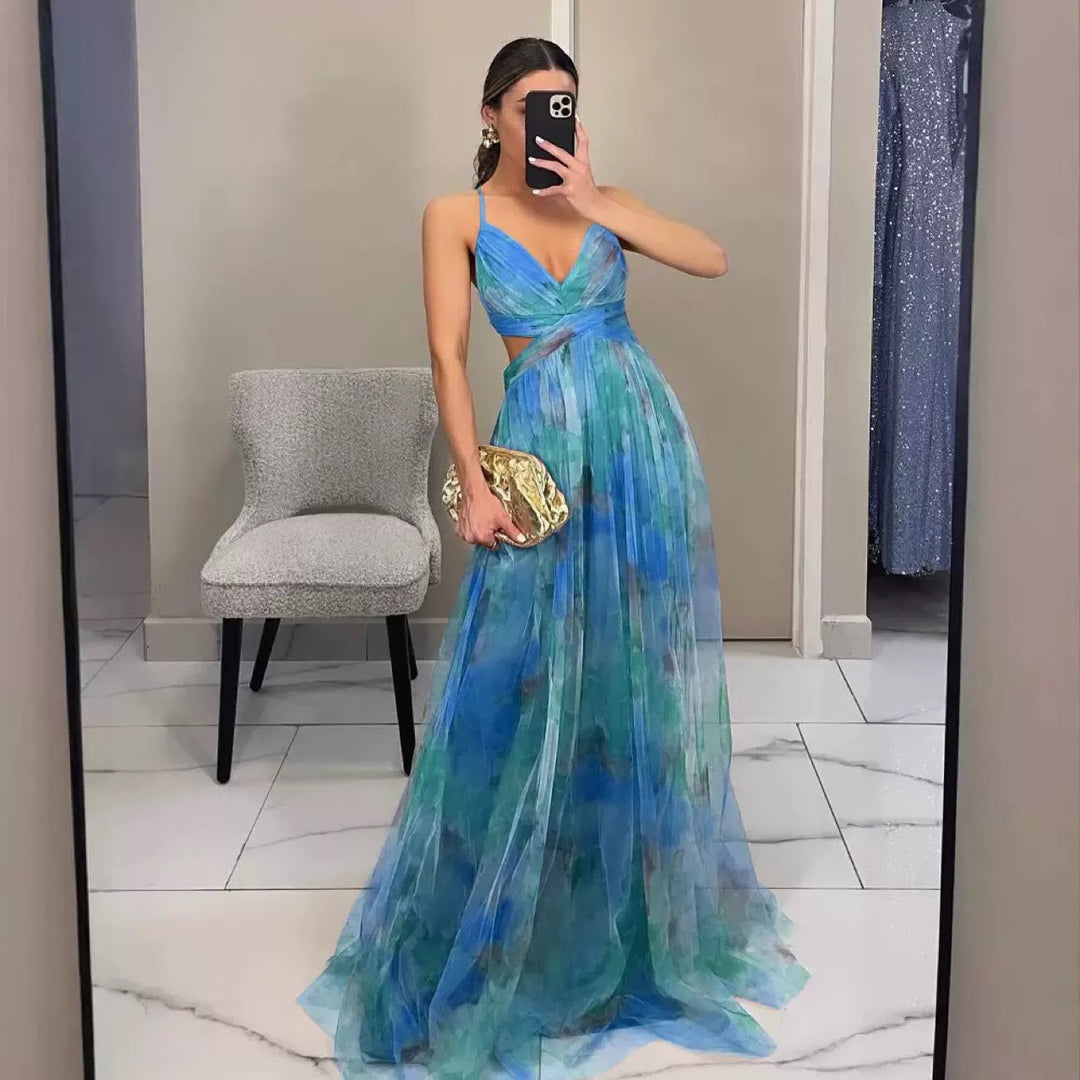 Kvinnelignende Elegant Bryllupsdrakt med Flytende Chiffon og Utskjæringsdetaljer Skjora