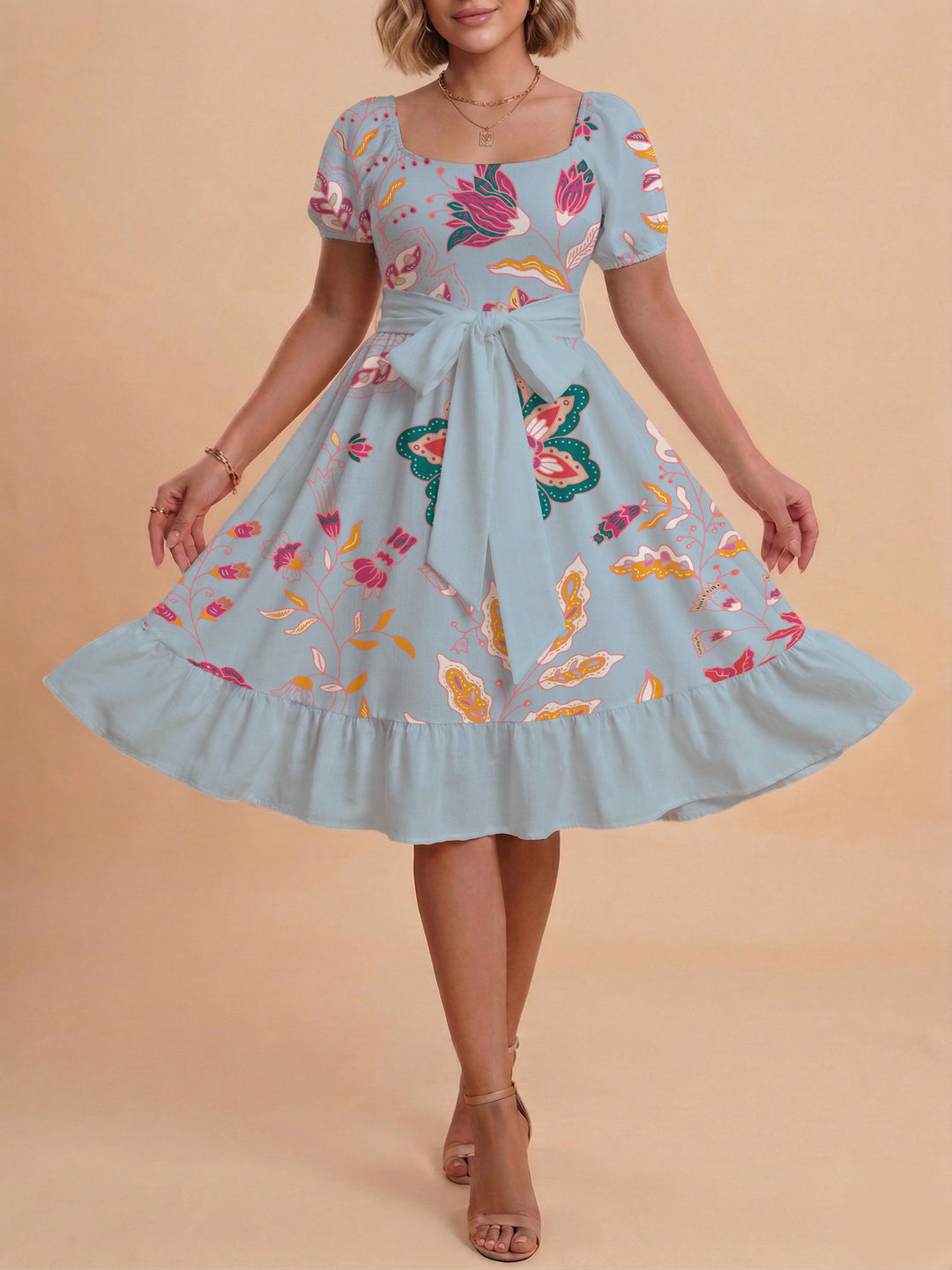 Damen modernes Blumenkleid mit elegantem Taillengürtel und asymmetrischem Saum Skjora