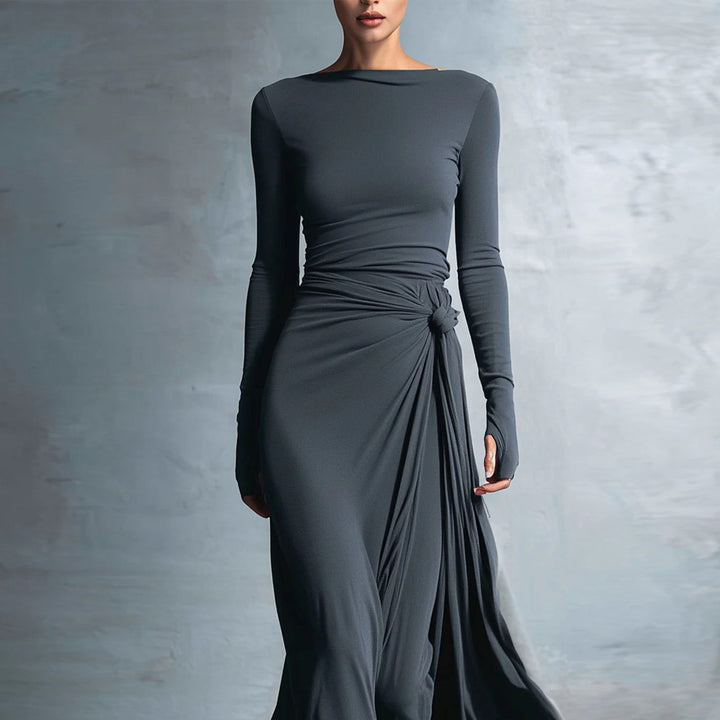 Damer elegant kveldskjole med langt arm og omslagsdesign Skjora