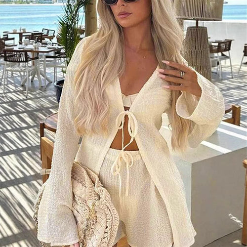 Dame uformell sett med langermet bluse og shorts Skjora