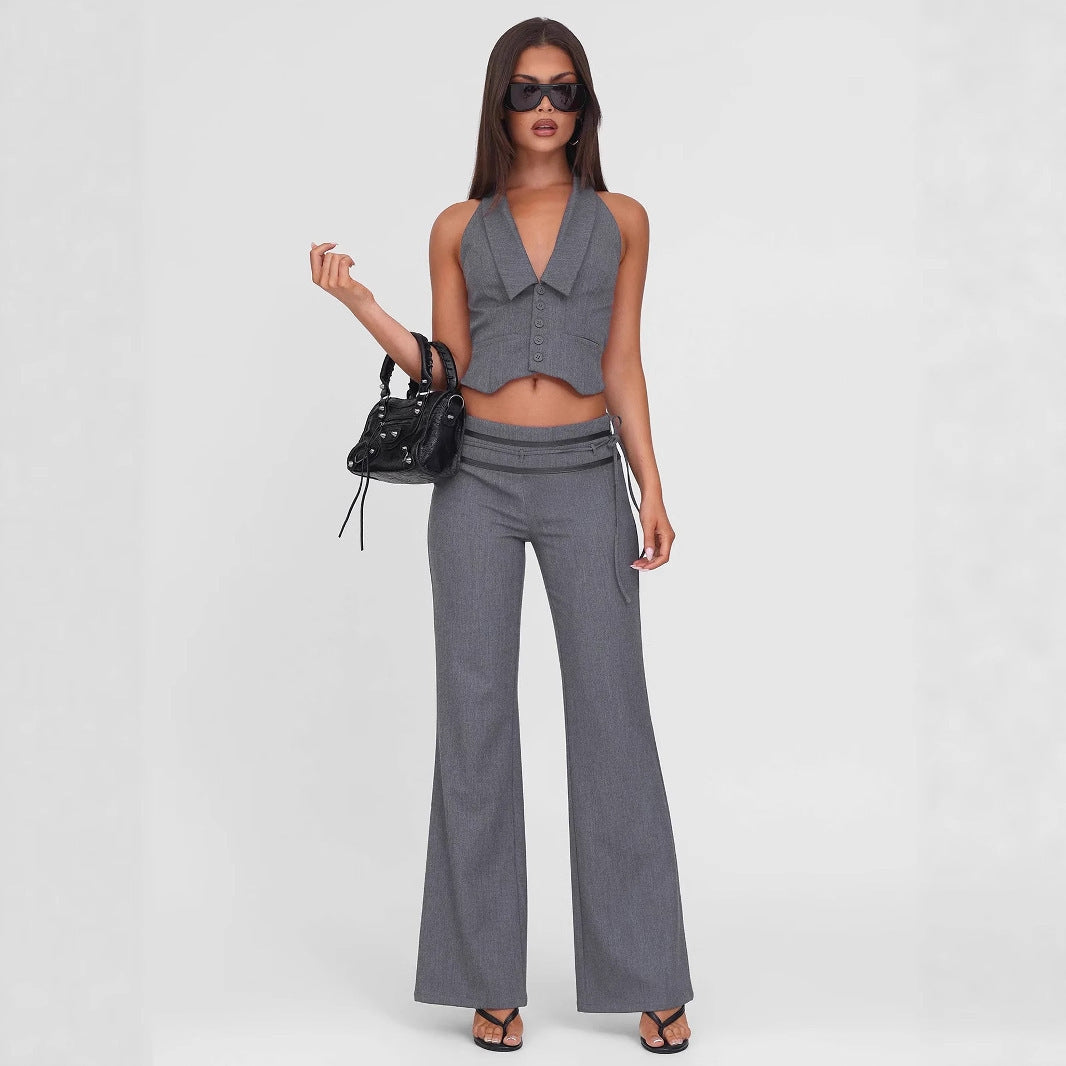 Damer elegant omslagsbluse med stilige krage og lekne detaljer Skjora