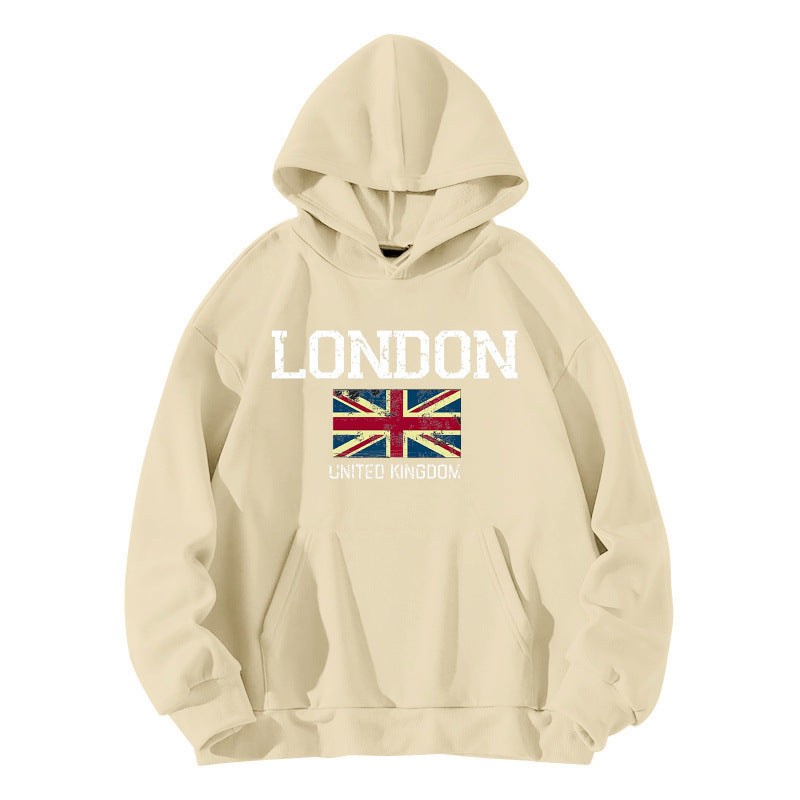 Damehoodie for kvinner i urban London stil med kengurulomme og komfortabel passform Skjora
