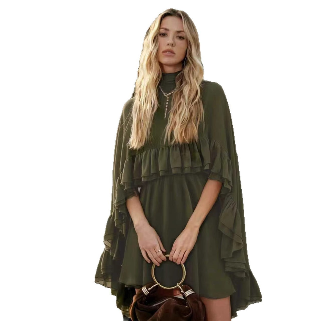 Dame Elegant rynkedress med høy hals og flytende snitt Skjora