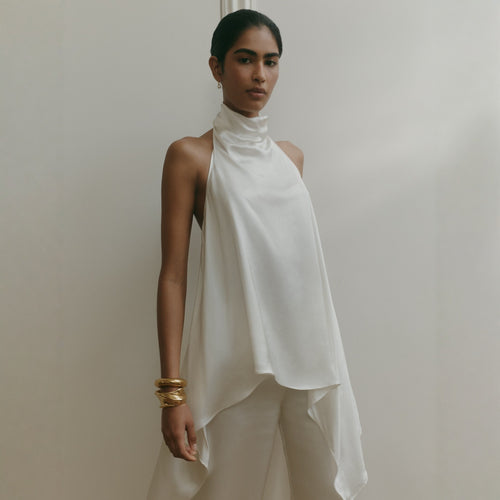 Damer elegant satinert en-deltakostyme med asymmetrisk snitt Skjora