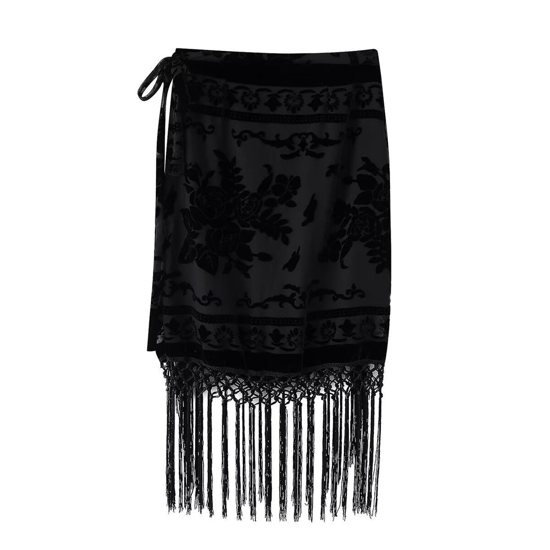 Dame elegant fløyelskjol med frynsete detaljer og sidelook belt