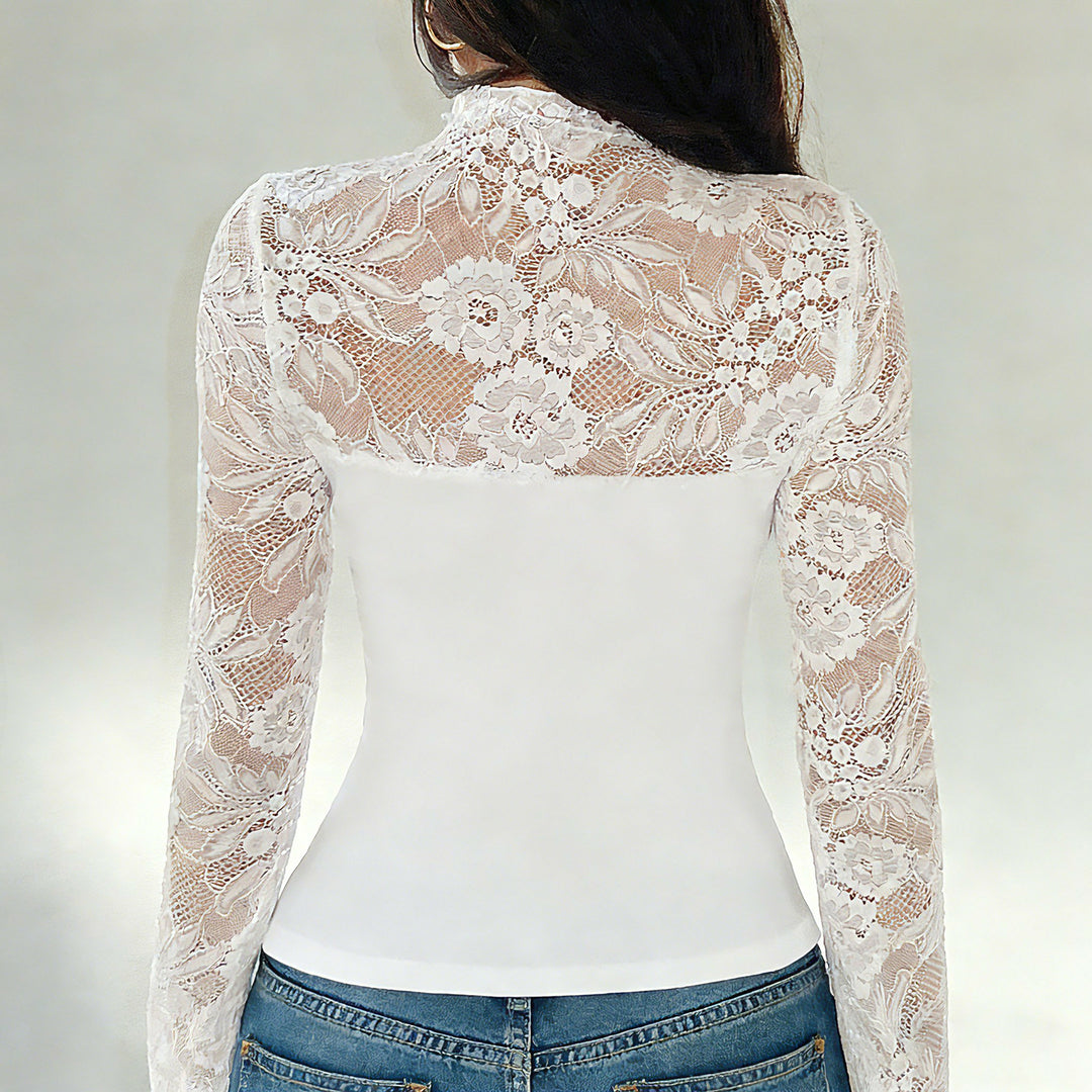 Damer blonde bluse med stilig halsdel og raffinert passform Skjora
