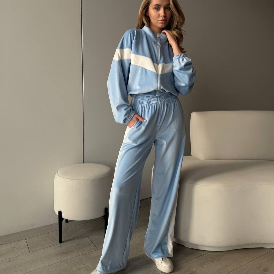 Women's sporty fleece tracksuit with voluminous sleeves and zip Skjora