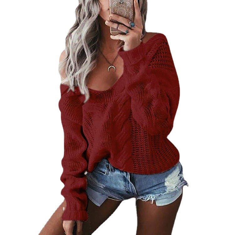 Kvinnes chunky strikket pullover med av-skulder utseende og kabeldesign Skjora