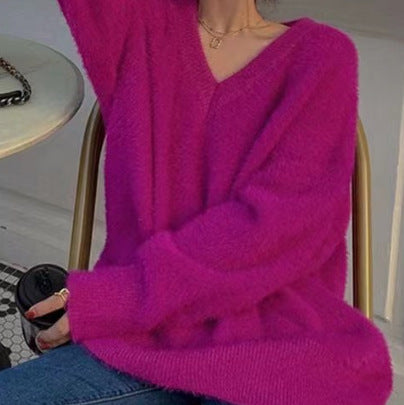 Damer Fluffy V-hals genser laget av Mohair Skjora