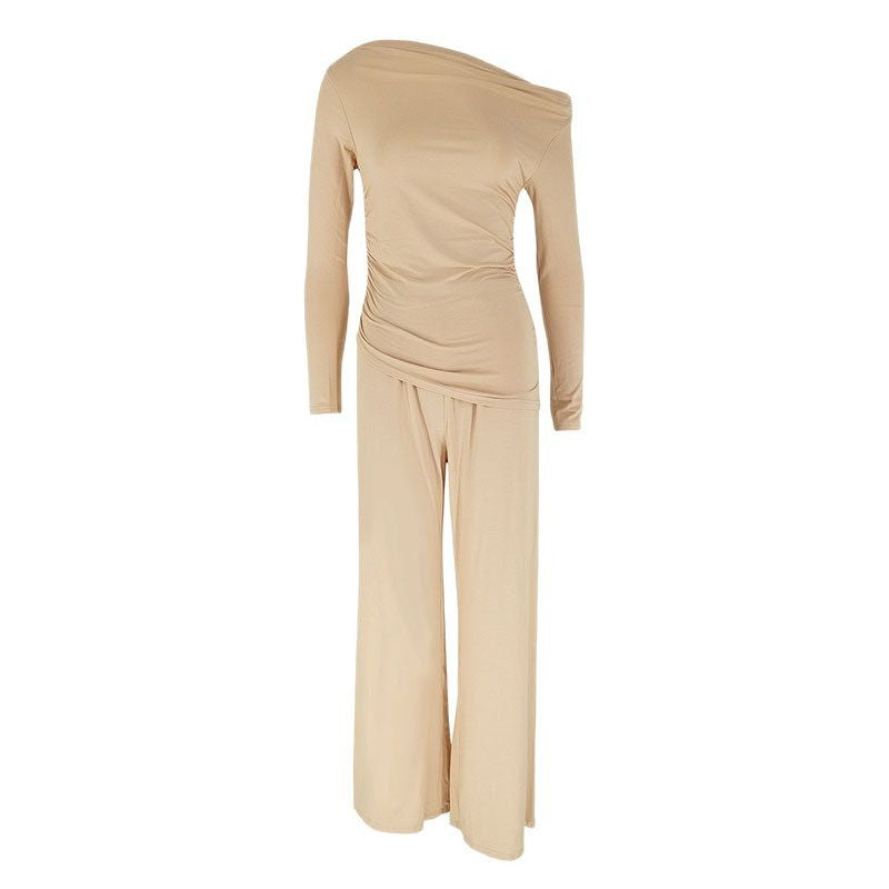 Dame elegant to-delt sett i flytende materiale med asymmetrisk design Skjora