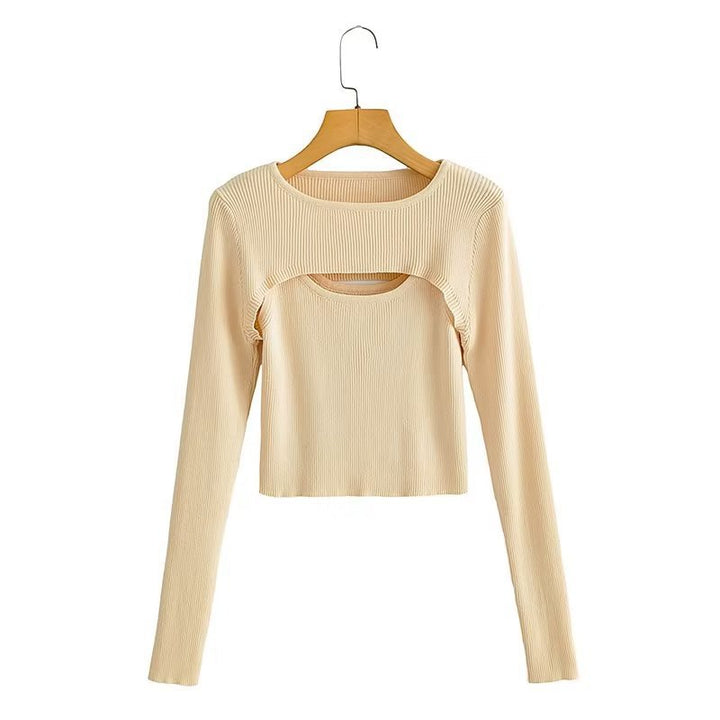 Kvinnens langermet crop top med sofistikert utskjæringsdesign Skjora
