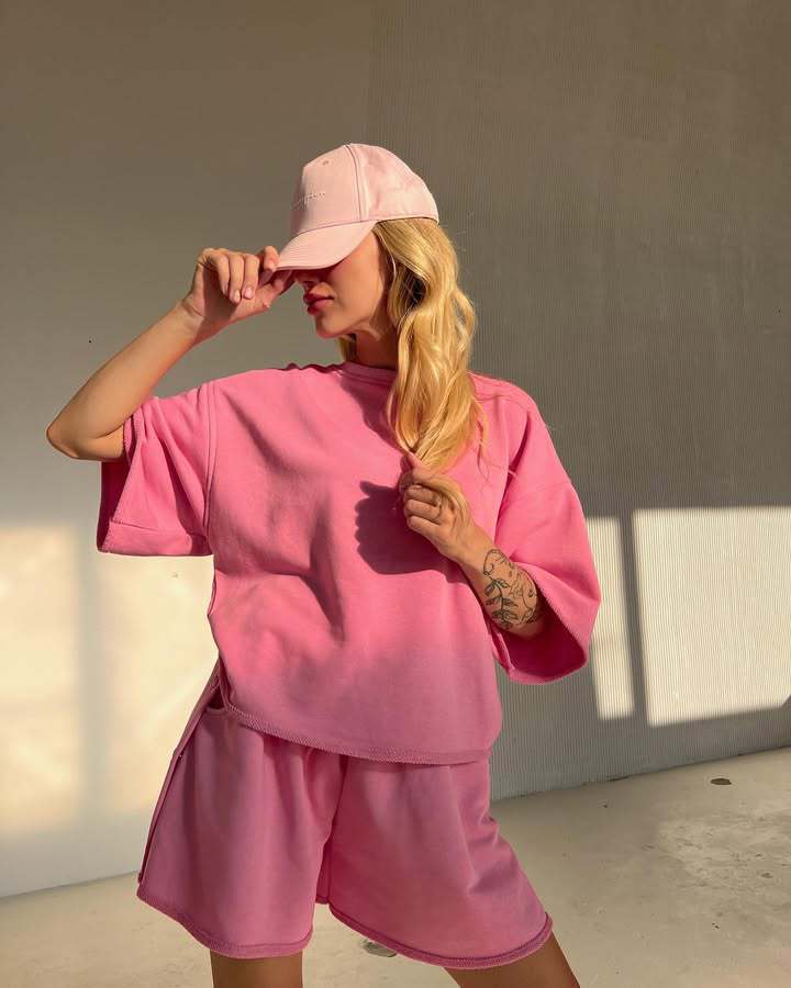 Kvinner Oversized T-skjorte og shorts sett Skjora