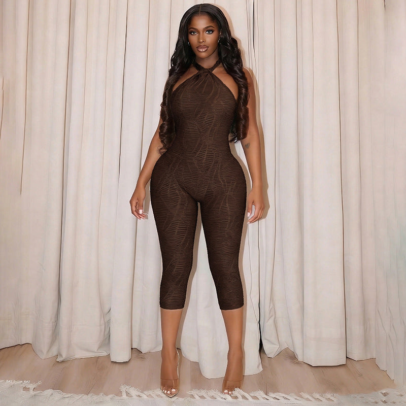 Dame Figurtilpasset Jumpsuit med Halterneck og raffinerte teksturer Skjora