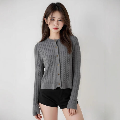 Dame cardigan med flette mønster Skjora