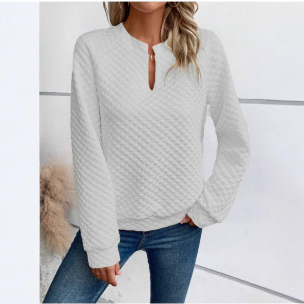 Damegenser med teksturert quiltet design og fashionable halslinning Skjora