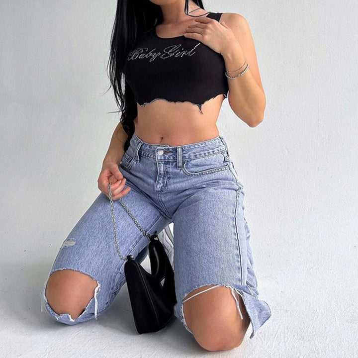 Dame Crop-Top med glitrende tekst og trendy snitt Skjora