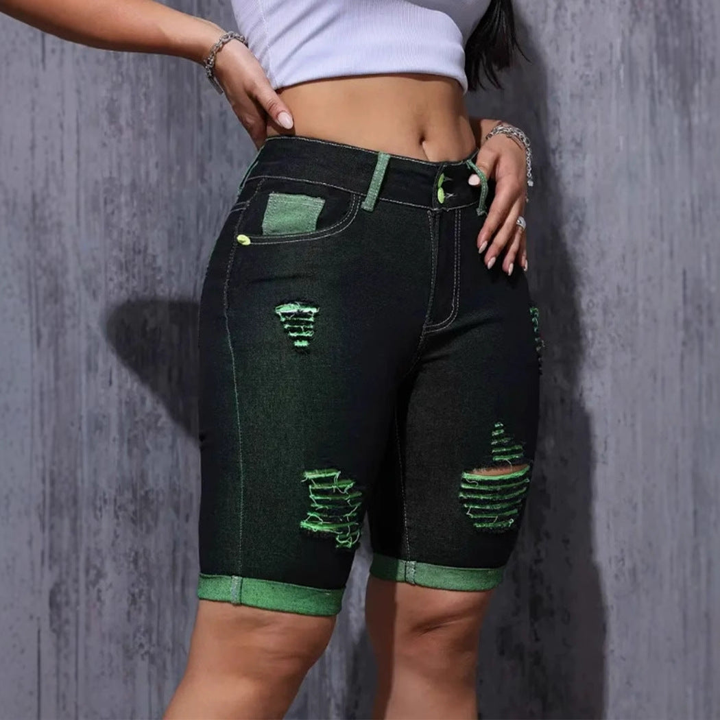 Dame Zdestroyed denim shorts med iøynefallende accenter og høy midje