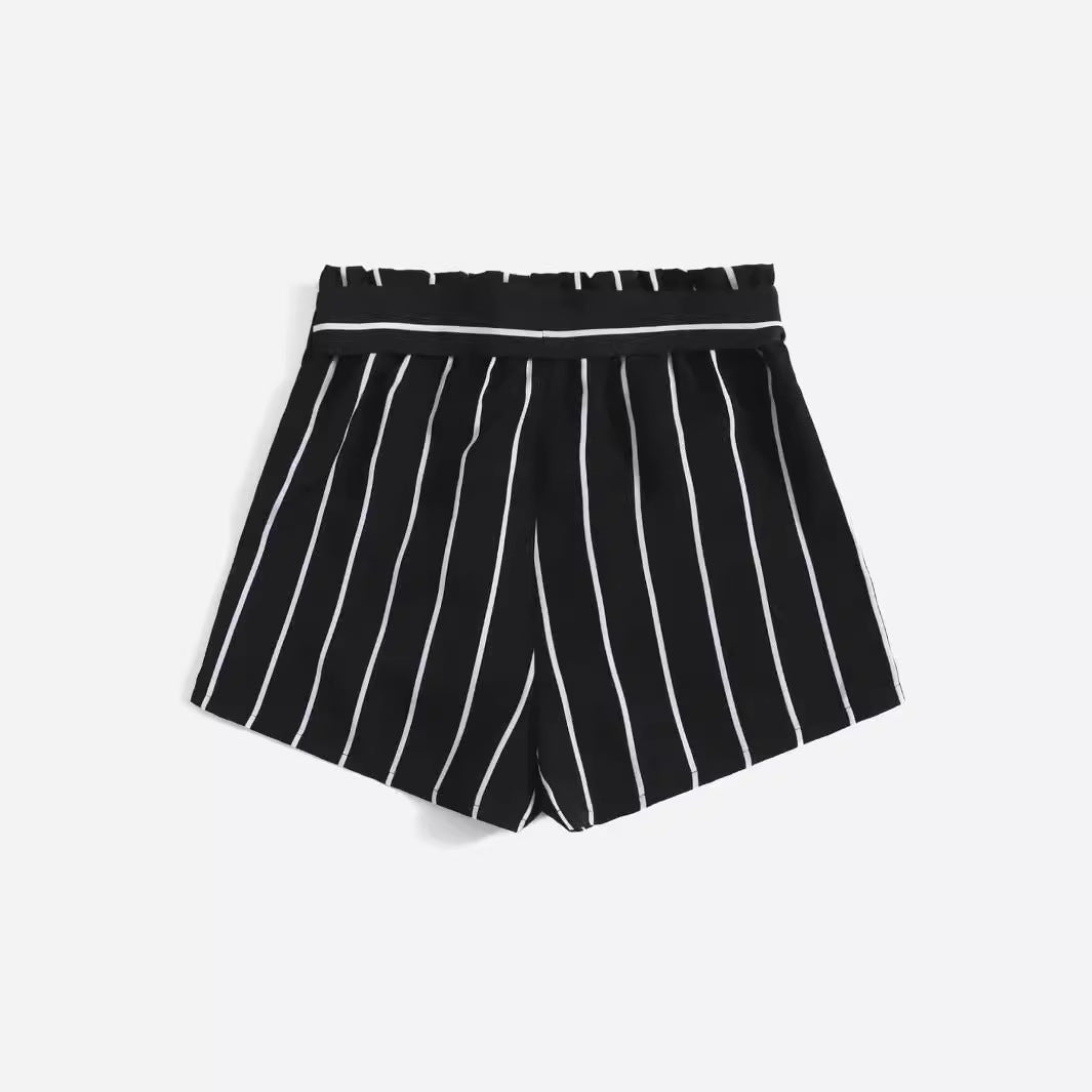 Damer stripete fritidsshorts med elastisk midje og bindebelte Skjora