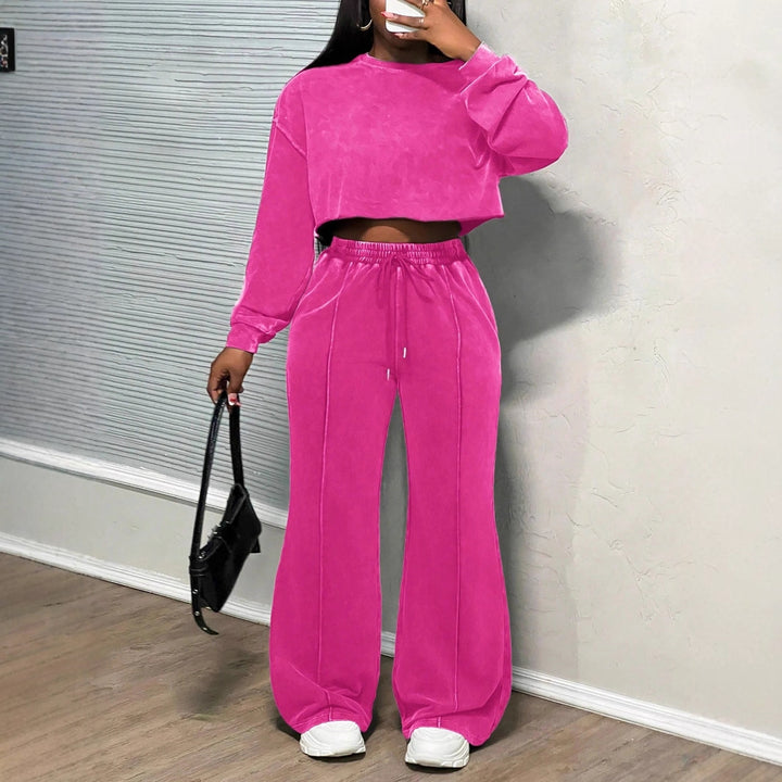Kvinne kuttet loungewear-sett med vide bukser og høy midje Skjora