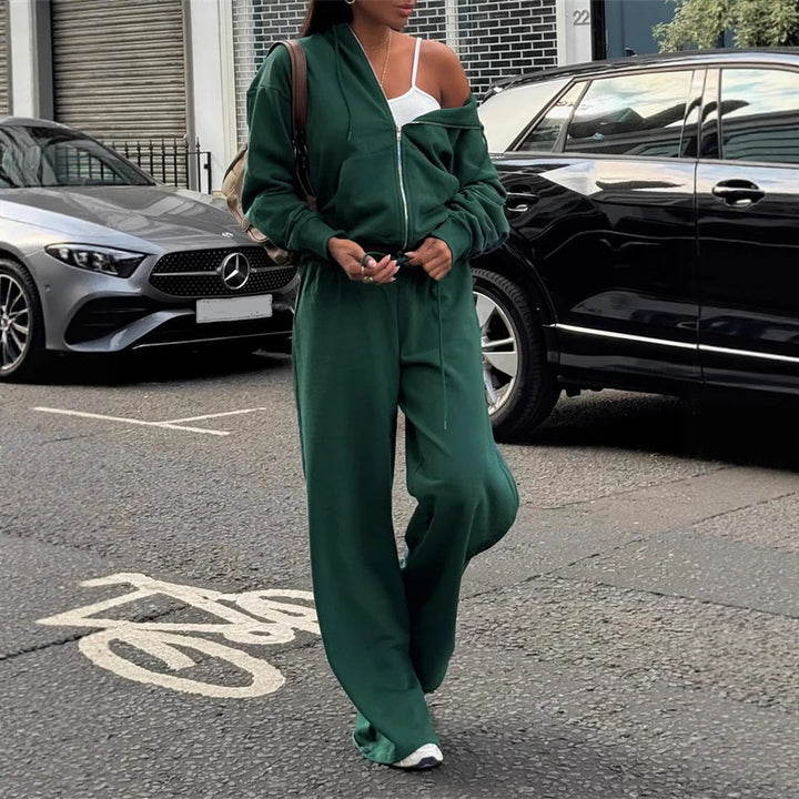 Dame hettegenser og løstsittende joggebukse-sett