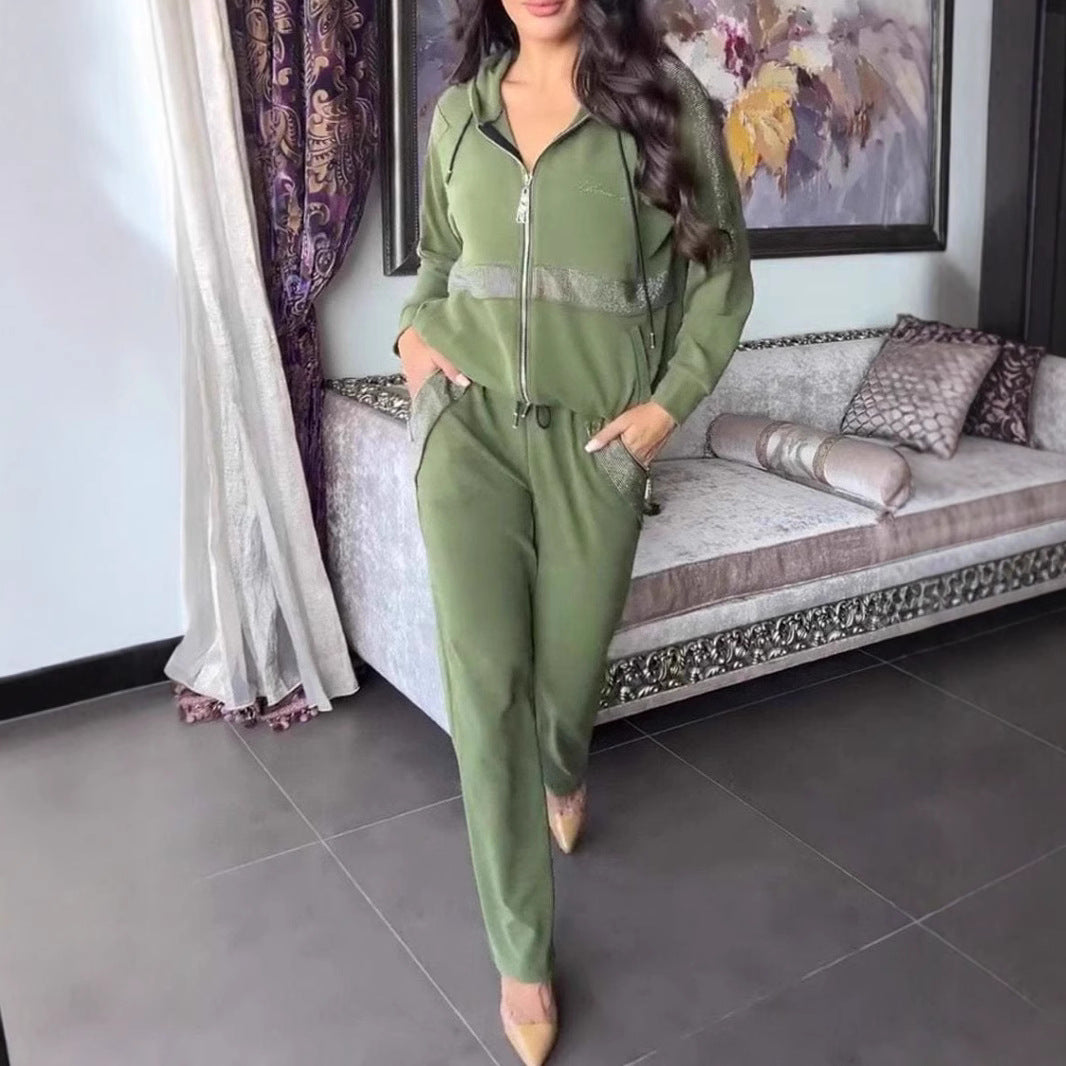 Women's relaxed tracksuit set with a stylish cut and practical pockets Skjora