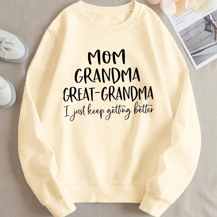 Dame sweatshirt med kreativ familieprint og komfortabel passform Skjora