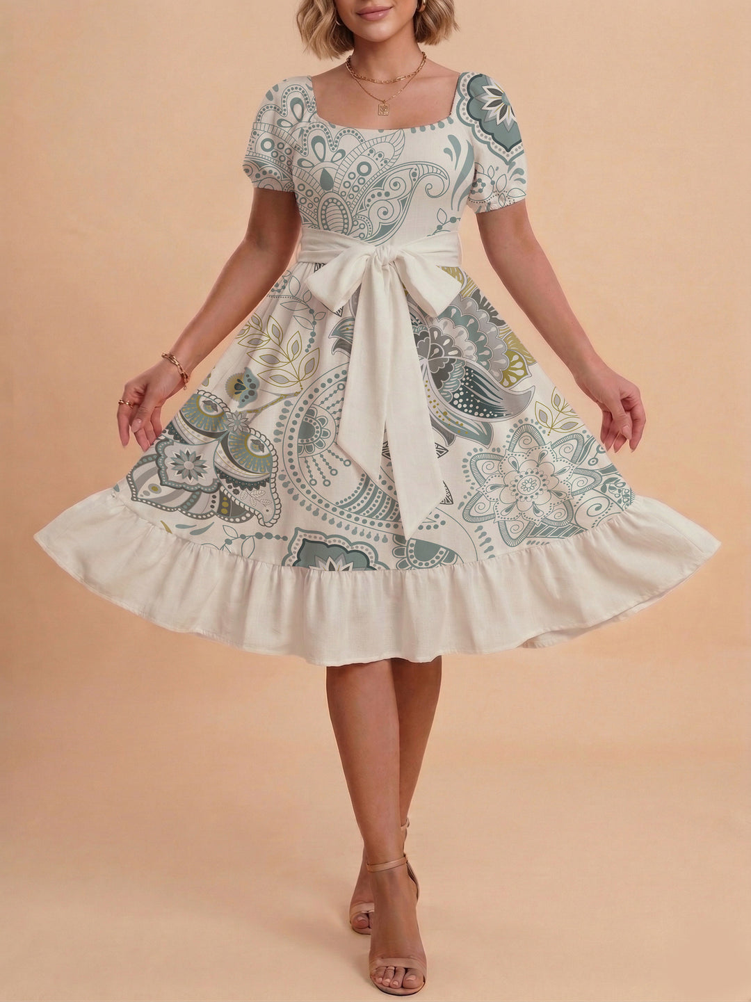 Damen modernes Blumenkleid mit elegantem Taillengürtel und asymmetrischem Saum Skjora