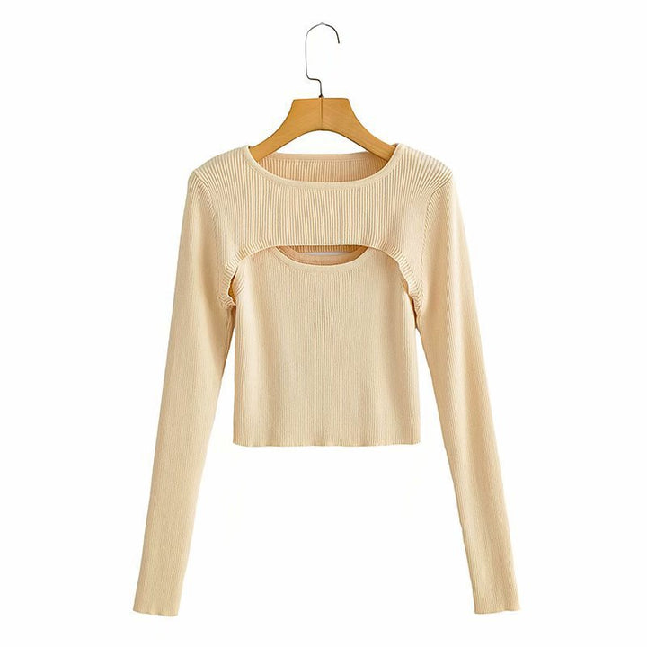 Kvinnens langermet crop top med sofistikert utskjæringsdesign Skjora