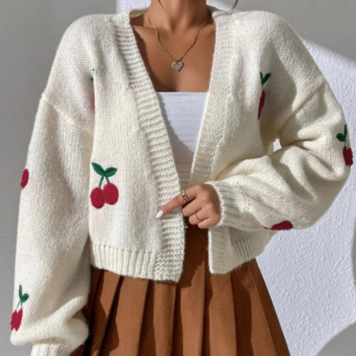 Kvinnens cardigan med blomsterkløver mønster Skjora