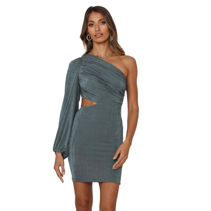 Damer Elegant One-Shoulder Kjole med Raffinert Snitt og Karakteristisk Slitt