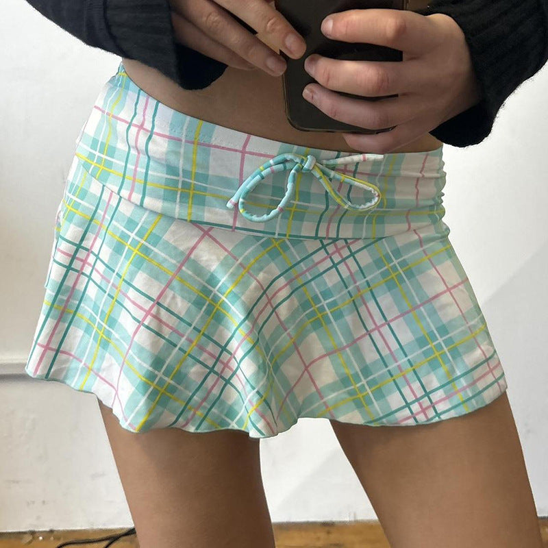 Dame mini skjørt med svingende trinn-design og elastisk linning Skjora