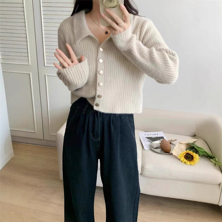 Dame cardigan med knappedesign og mykt materiale Skjora