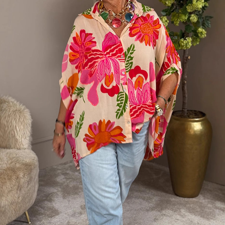 Kvinnenes Flytende Kimono Bluse med Fargerik Blomsterdesign Skjora