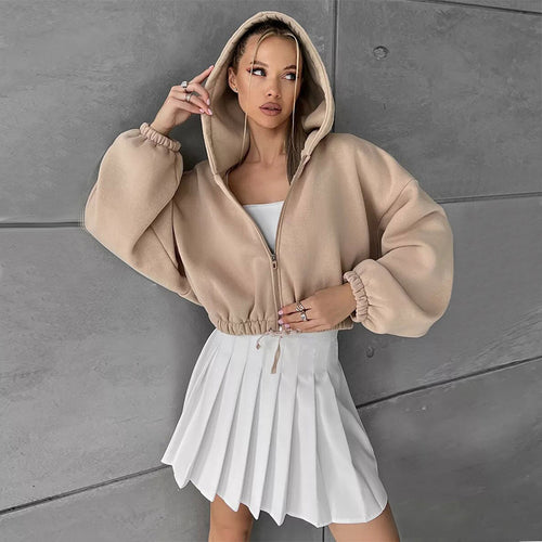 Damer Cropped Hoodie laget av myk sweatshirt-stoff med elastisk midje og glidelås Skjora