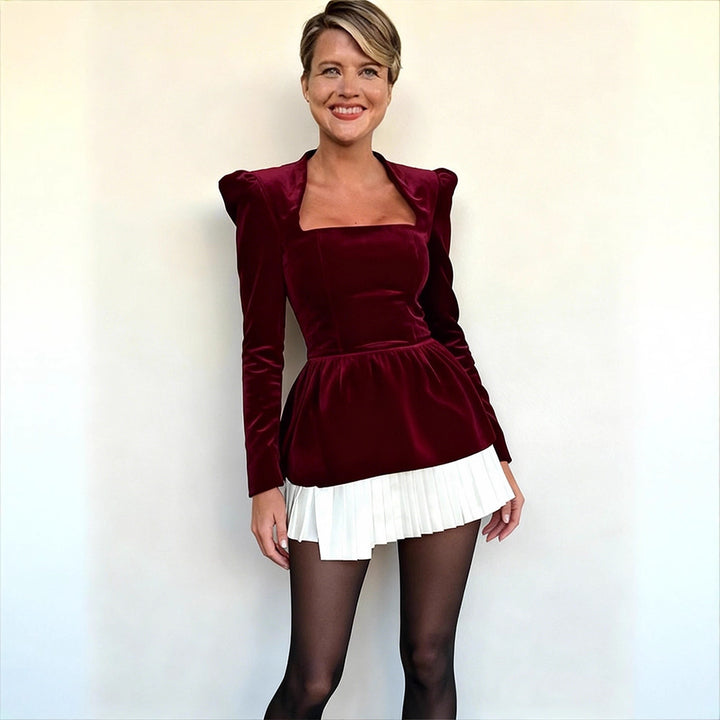 Kvinne Elegant Blazerjakke med Glitrende Fløyel og Asymmetrisk Snitt