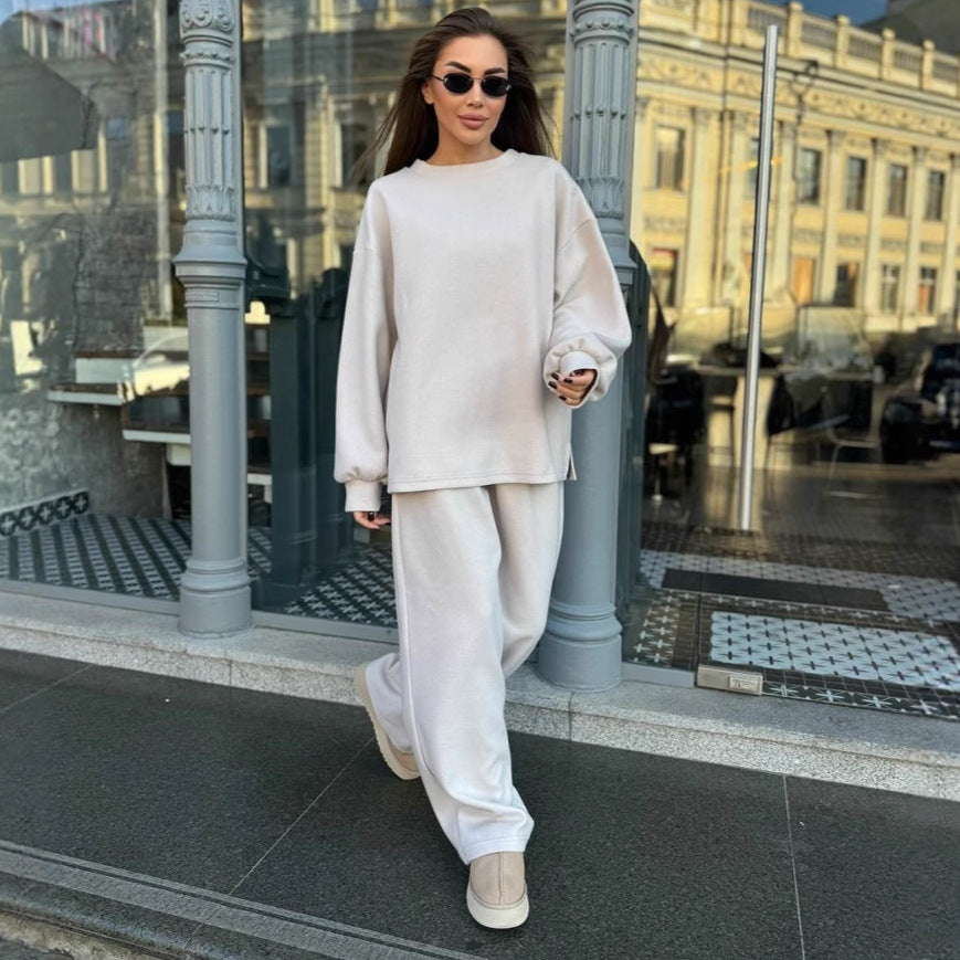 Kvinnes avslappet og koselig fleece antrekk med løs passform Skjora