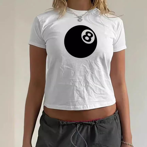 Dame cropped T-skjorte med unikt 8-Ball-motiv og avslappet snitt Skjora
