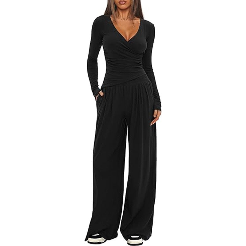 Dame avslappet jumpsuit med omslagsdesign og vid ben Skjora