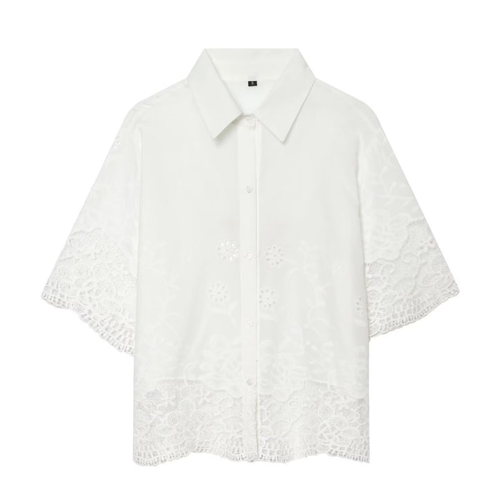 Dame kortermet bluse med filigra spissdekor Skjora