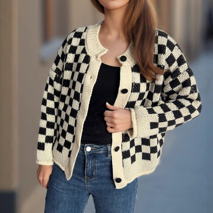 Kvinne mønstrede cardigan med store knapper og løs passform Skjora