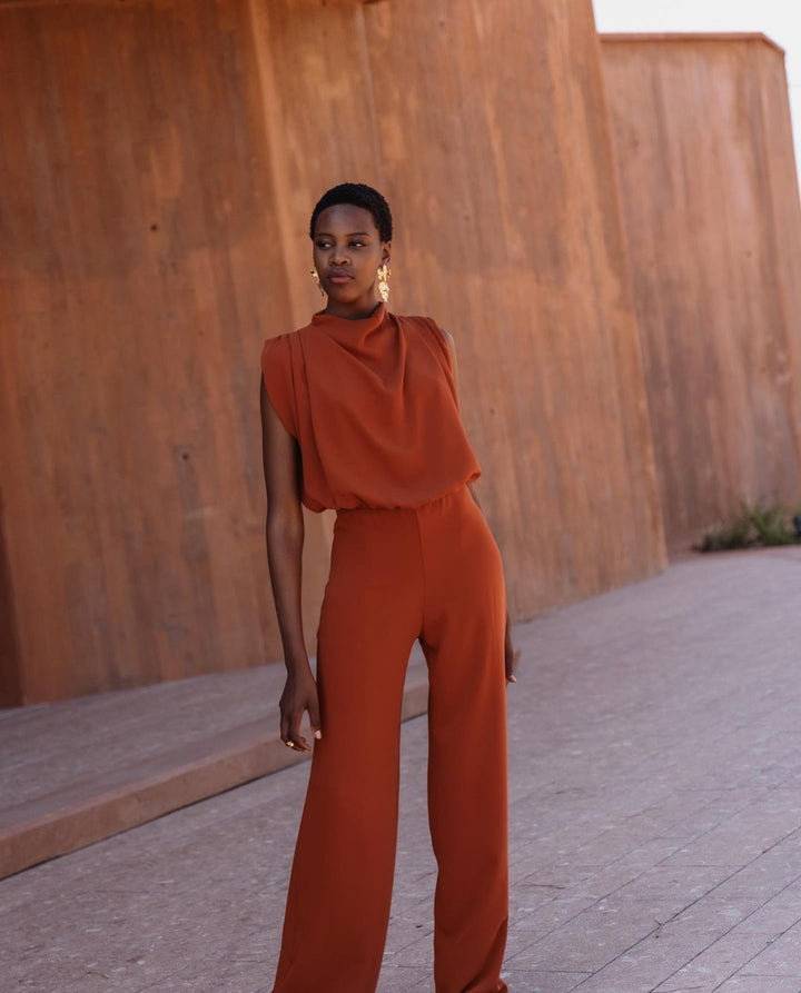 Damer Elegant Jumpsuit med høy hals og vide ben Skjora