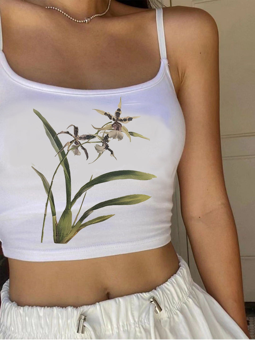 Women's Floral Pattern Crop Top with Thin Straps Skjora