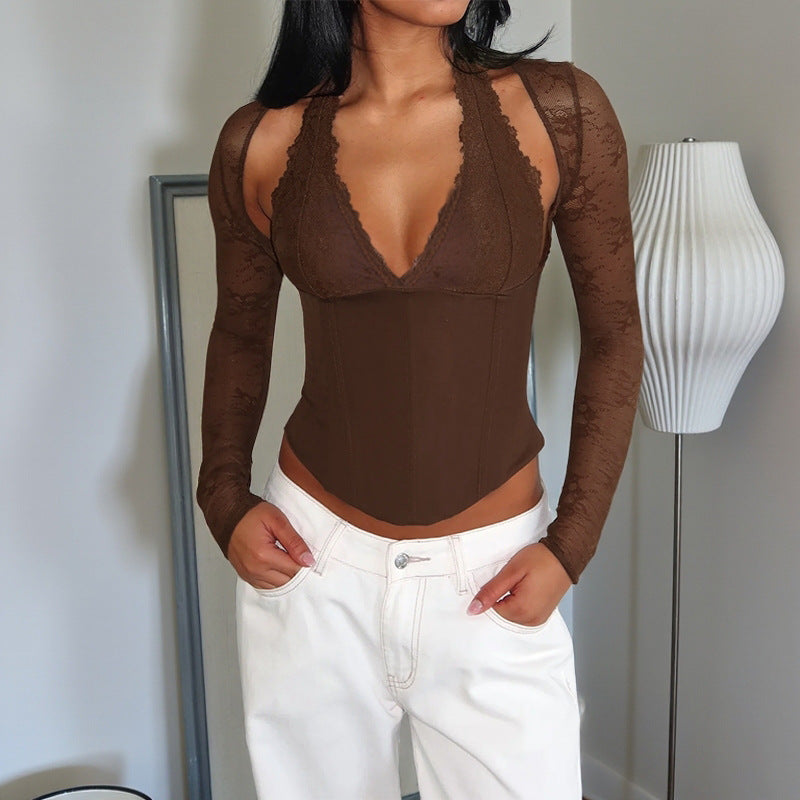 Dame elegant body med spissdetaljer og dyp V-hals Skjora