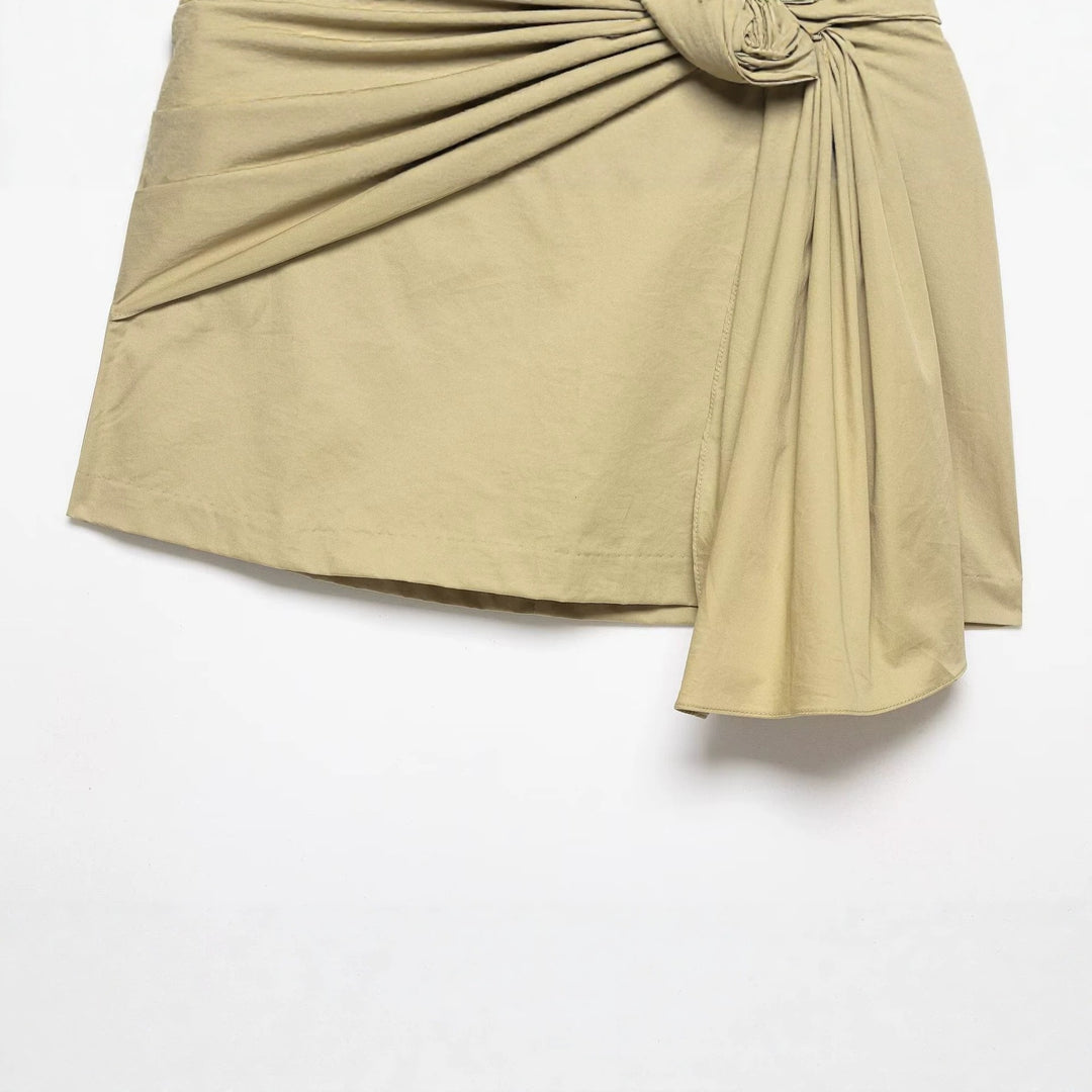 Dame omslagskjørt med asymmetrisk design og dekorative draperinger Skjora