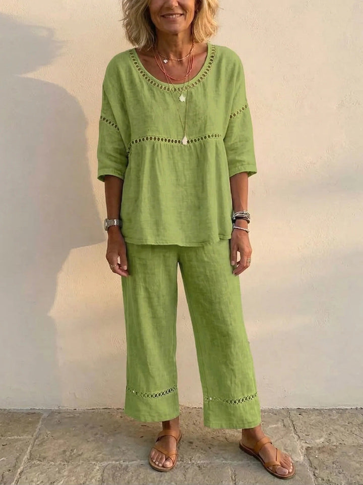 Kvinnenes komplette lin loungewear-drakt med luftig passform og blonder detaljer Skjora