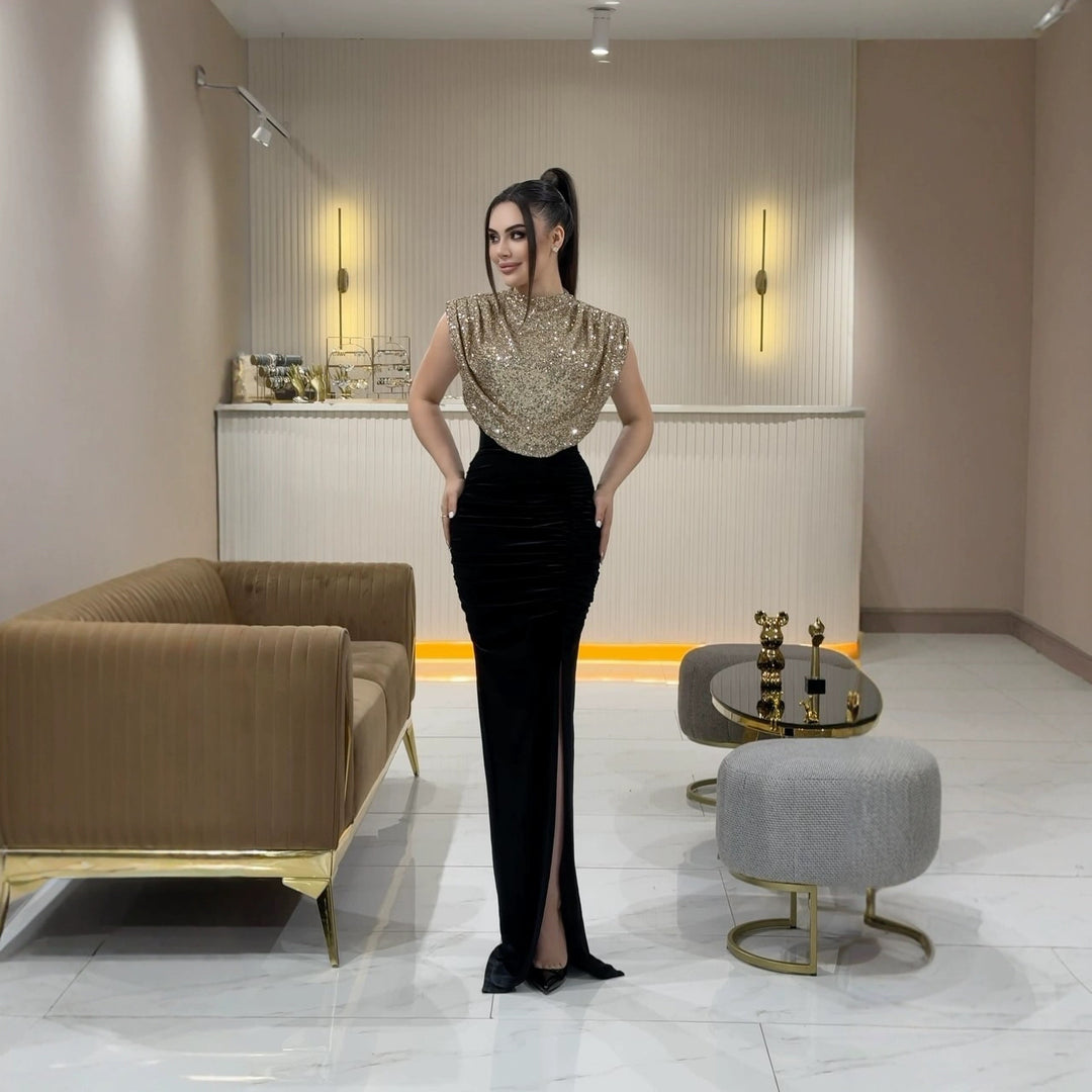 Kvinnens Glamorous Maxi Kjole med Glitrende Topp og Figurformende Skjæring Skjora