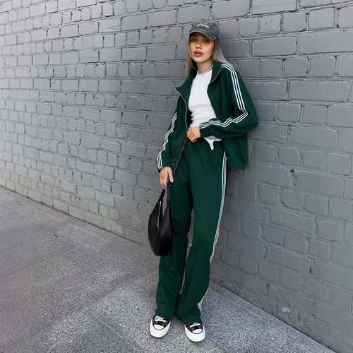 Dame sporty velour treningsdrakt med høy krage og elegant glidelås Skjora