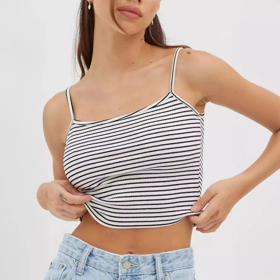 Damer heklet Crop-Top med fint stripemønster og komfortabel passform Skjora