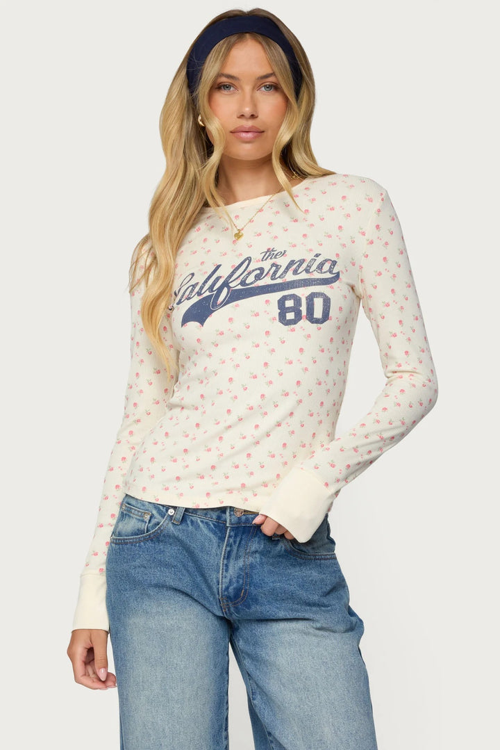 Dame Langermet T-skjorte med blomsterprint og sporty trykk Skjora